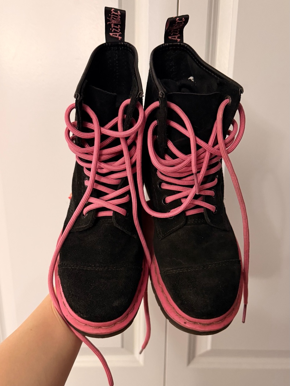 Dr. Martens 1460 Black Suede Boots – Pink Laces & Trim – US W6 / EU 37